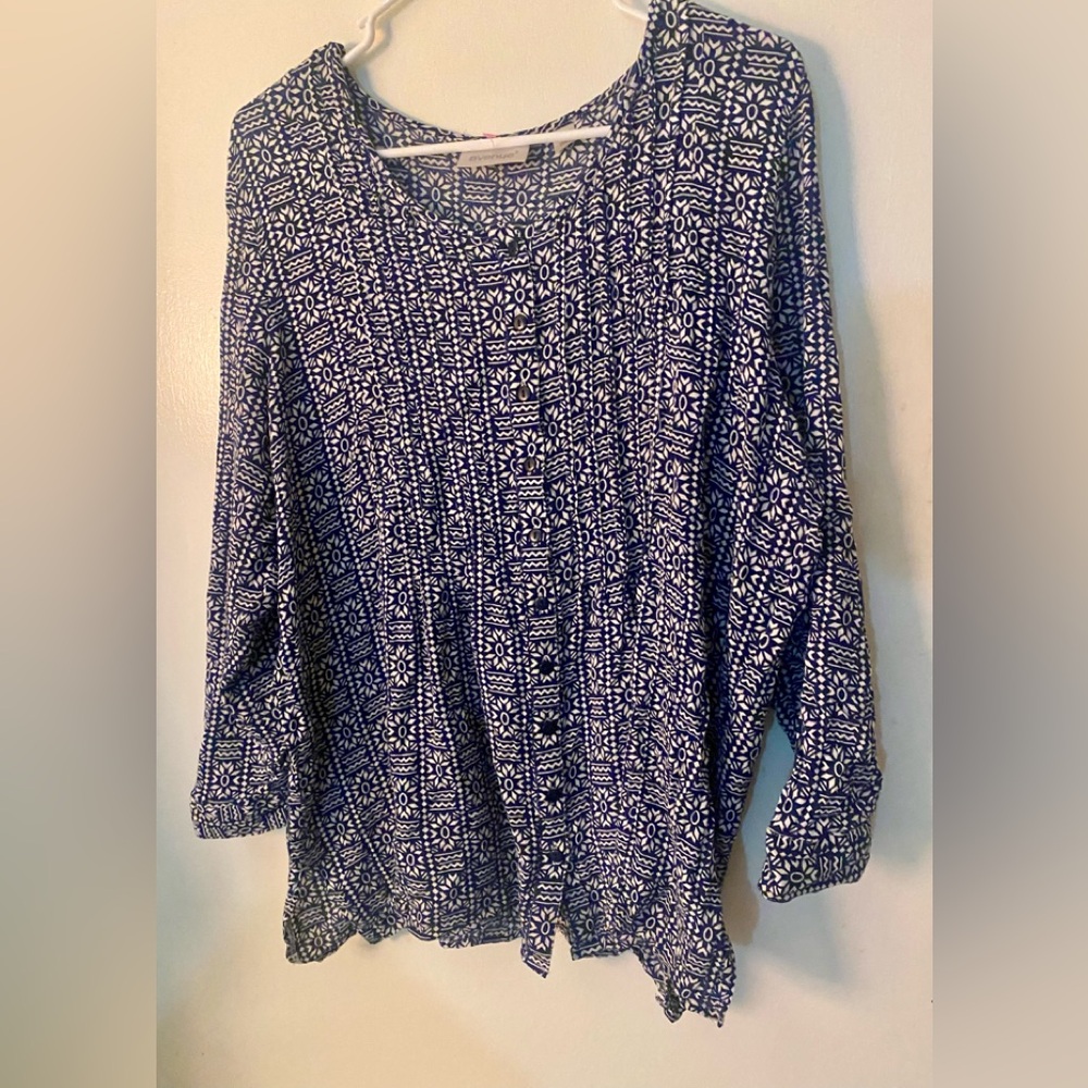 Avenue Navy Blue Patterned Women's Top 22/24 Roll Tab Sleeves 💯 Rayon EUC